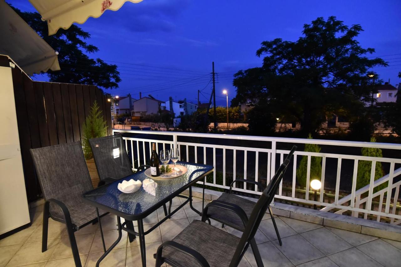 Holiday Blue Apartment Paleo Tsifliki Exterior photo